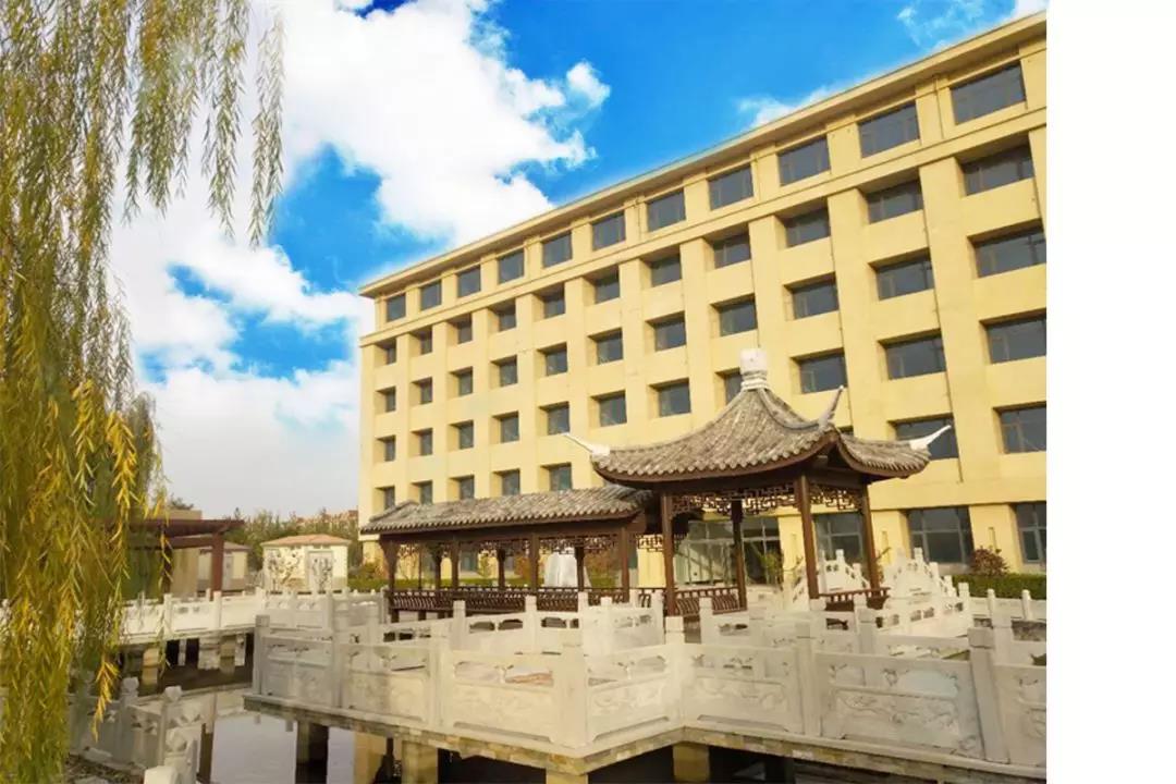 24949萬人的幸福生活哪里來？