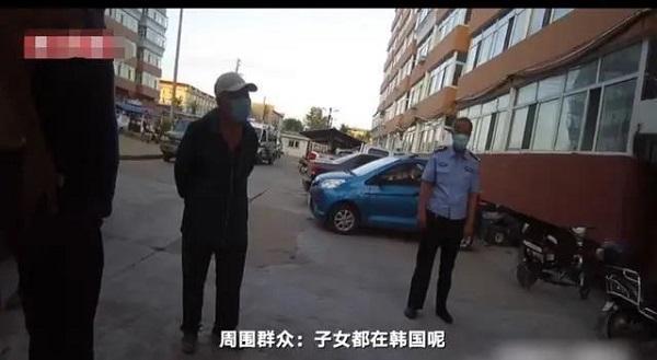  獨居老人摔倒陽臺敲盆呼救4晝夜，背后真相引人深思