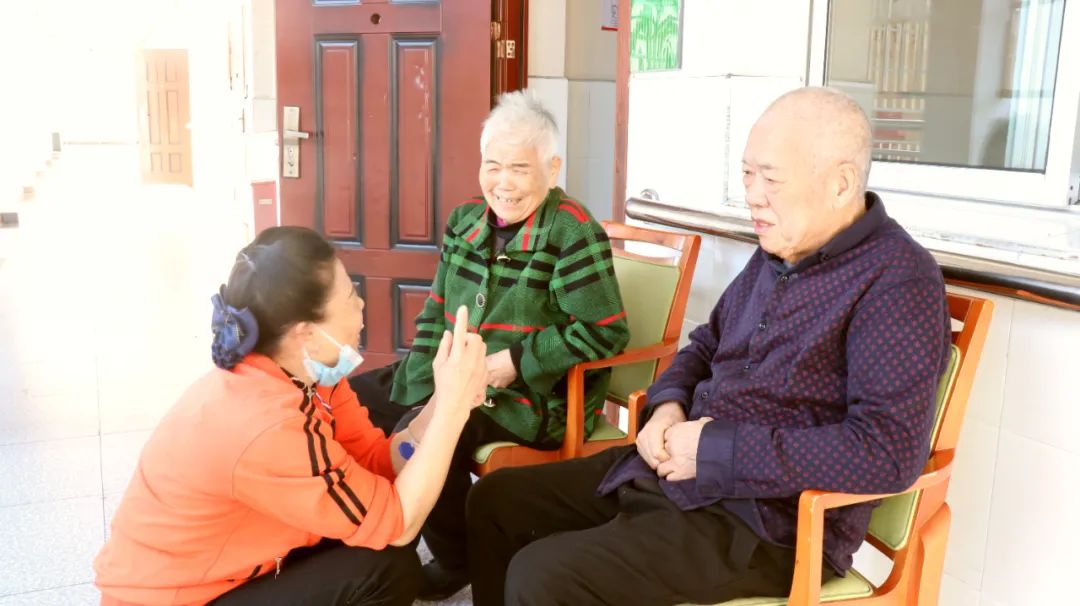 【最美護理員】傾情守護，筑起愛的家園